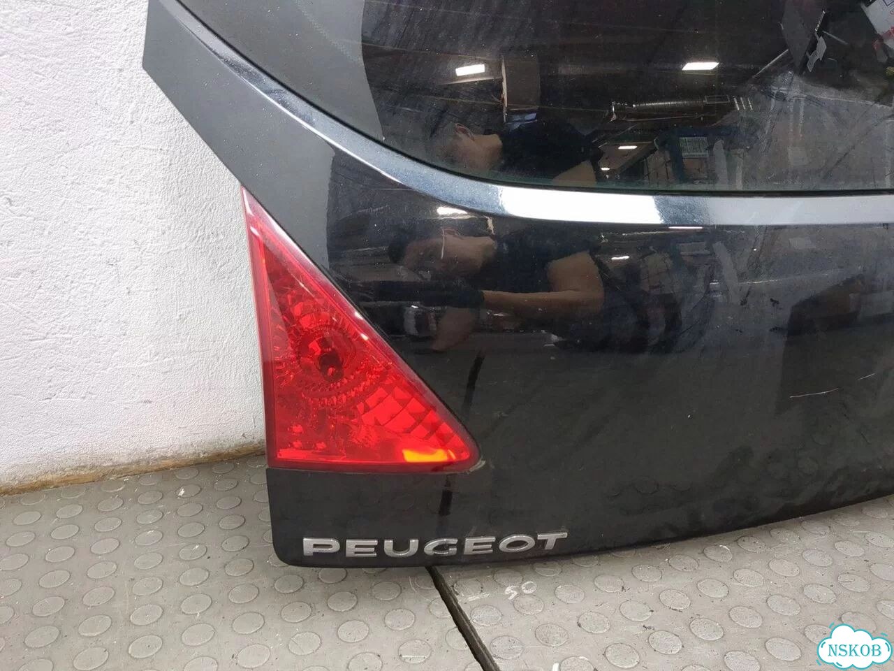Крышка багажника Peugeot 3008 фото 6