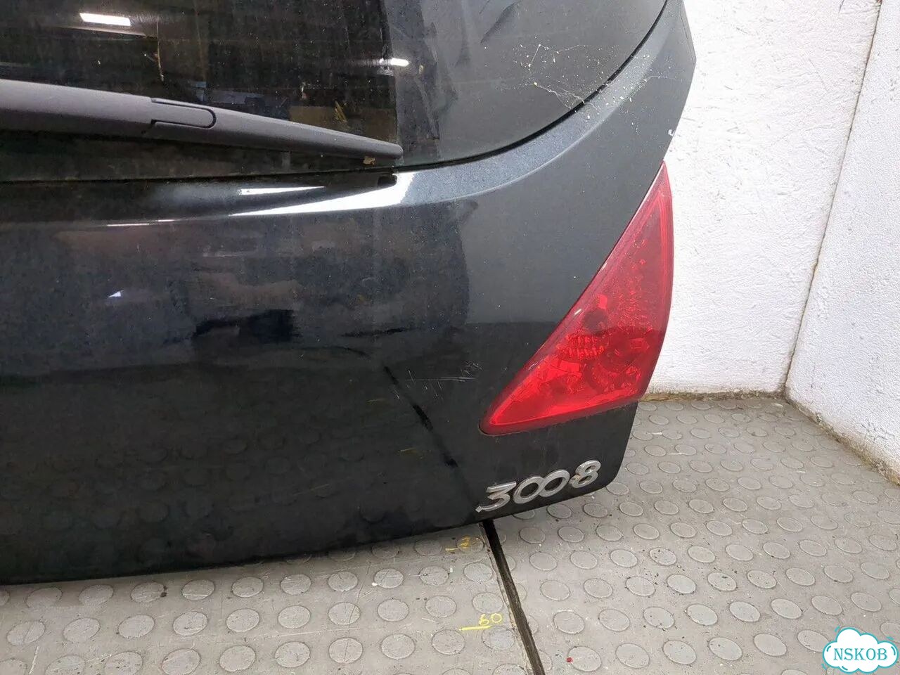 Крышка багажника Peugeot 3008 фото 7