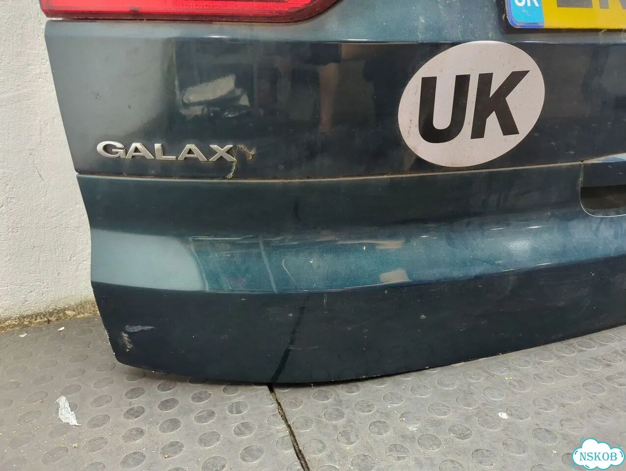 Крышка багажника Ford Galaxy фото 6