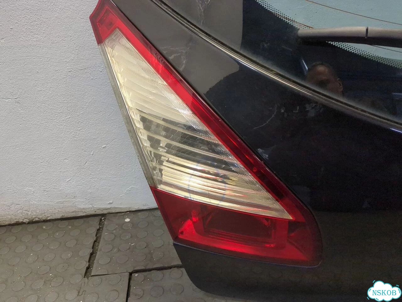 Крышка багажника Renault Megane 3 фото 6