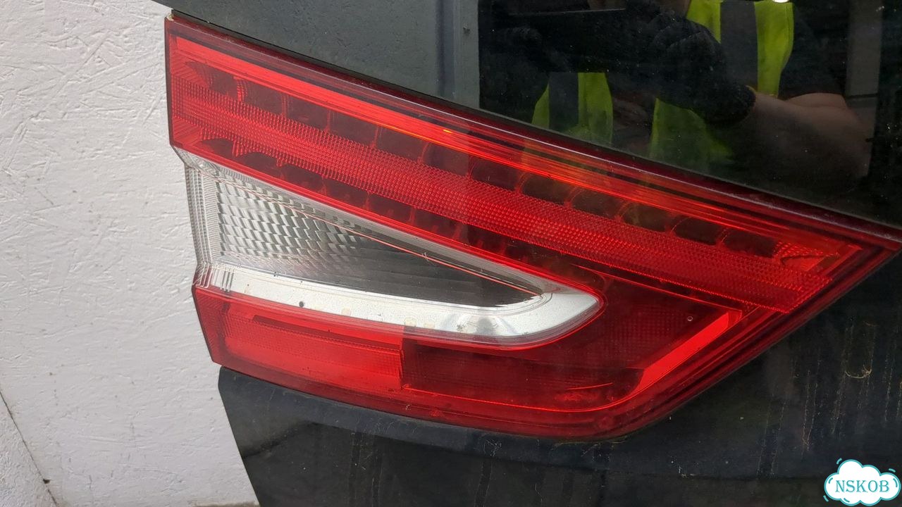 Крышка багажника Ford Galaxy фото 10