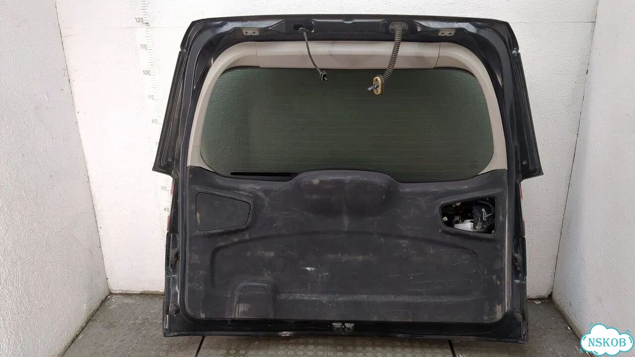 Крышка багажника Ford Galaxy фото 2