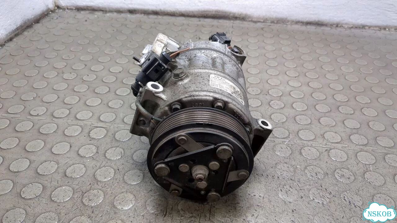 Компрессор кондиционера Volkswagen Jetta 6 фото 2