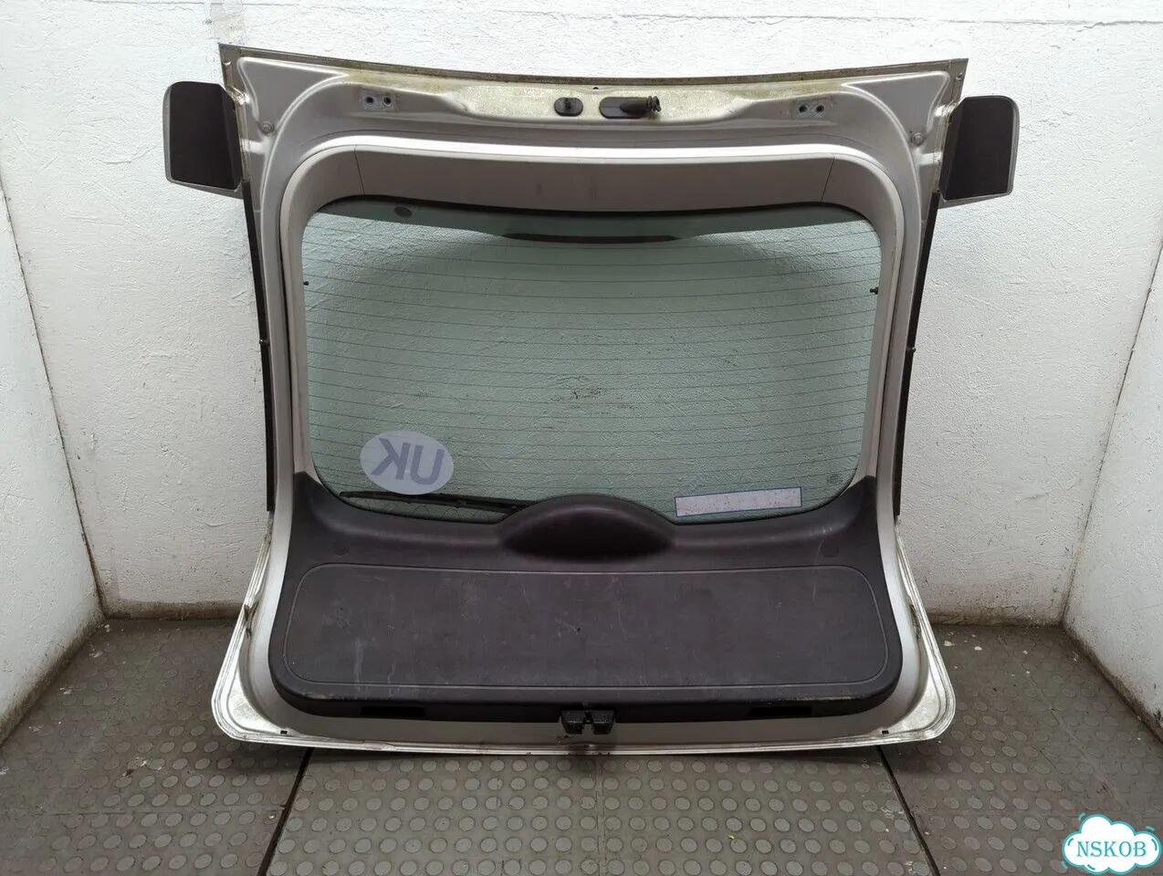 Крышка багажника Ford Focus 2 фото 9