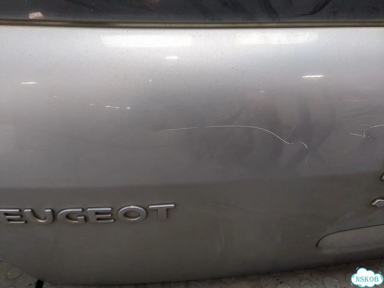 Крышка багажника Peugeot 307 фото 8