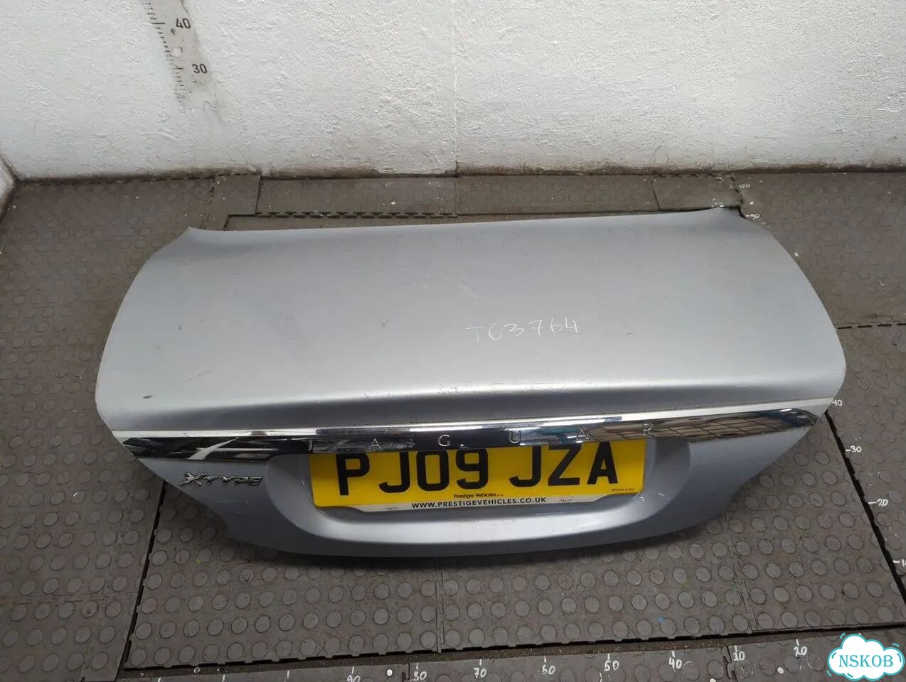 Крышка багажника Jaguar X-Type фото 1