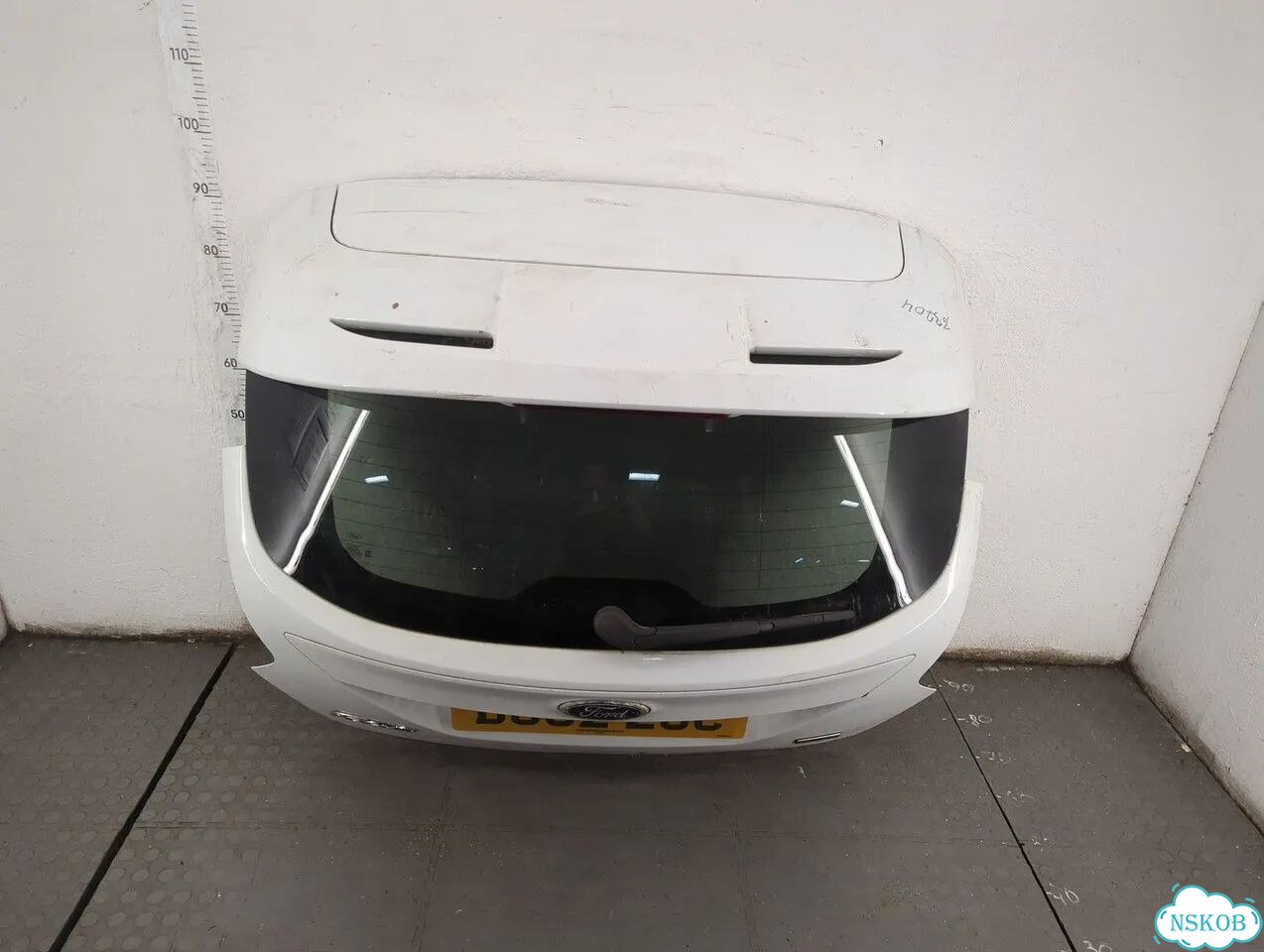 Крышка багажника Ford Focus 3 фото 1