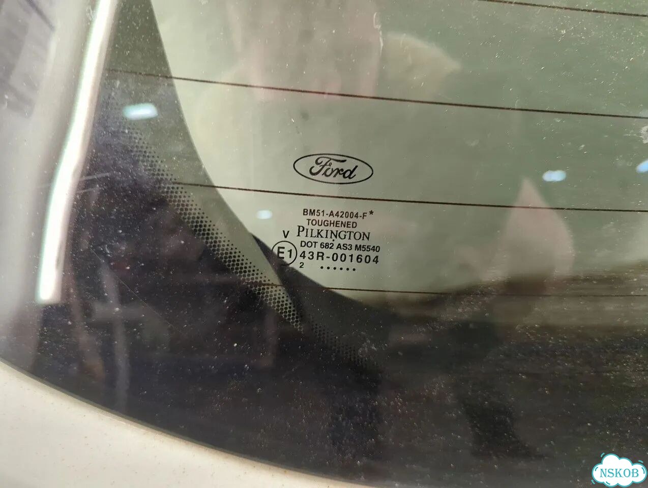 Крышка багажника Ford Focus 3 фото 3