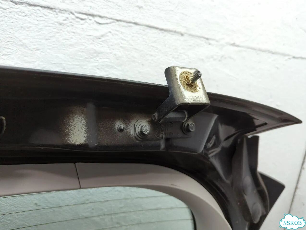 Крышка багажника Renault Scenic фото 10