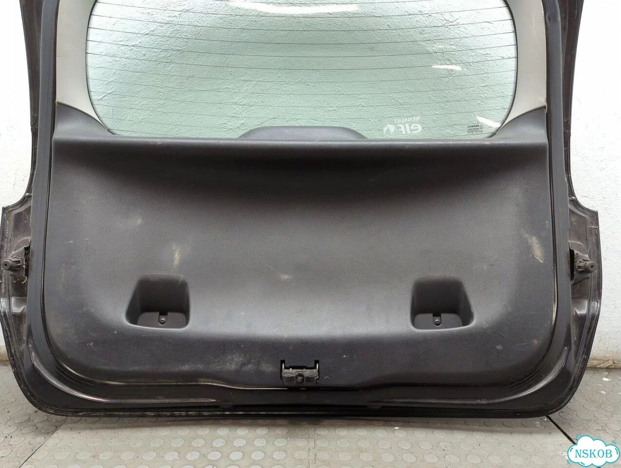 Крышка багажника Renault Scenic фото 7