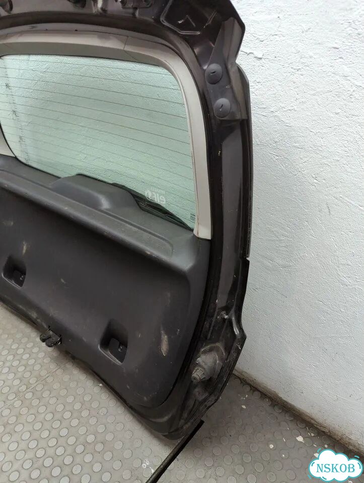 Крышка багажника Renault Scenic фото 8