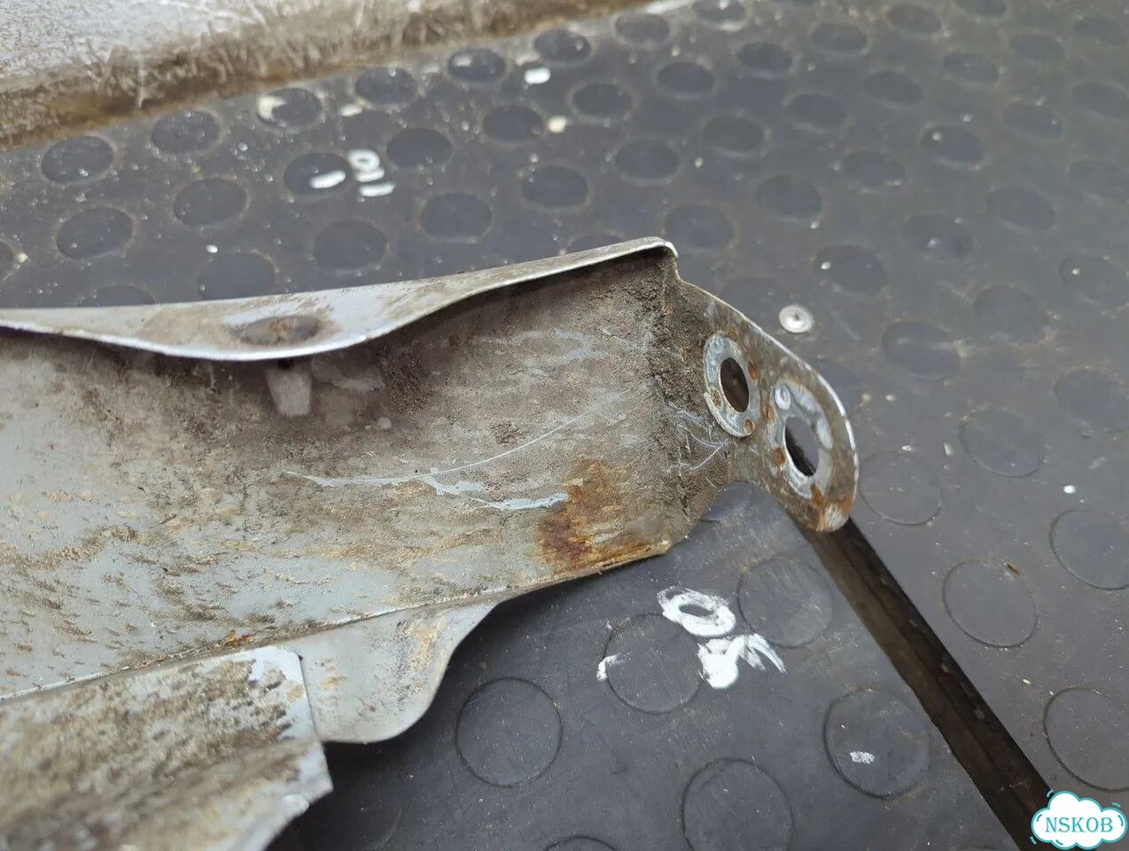 Крыло левое переднее Volkswagen Golf 5 фото 7