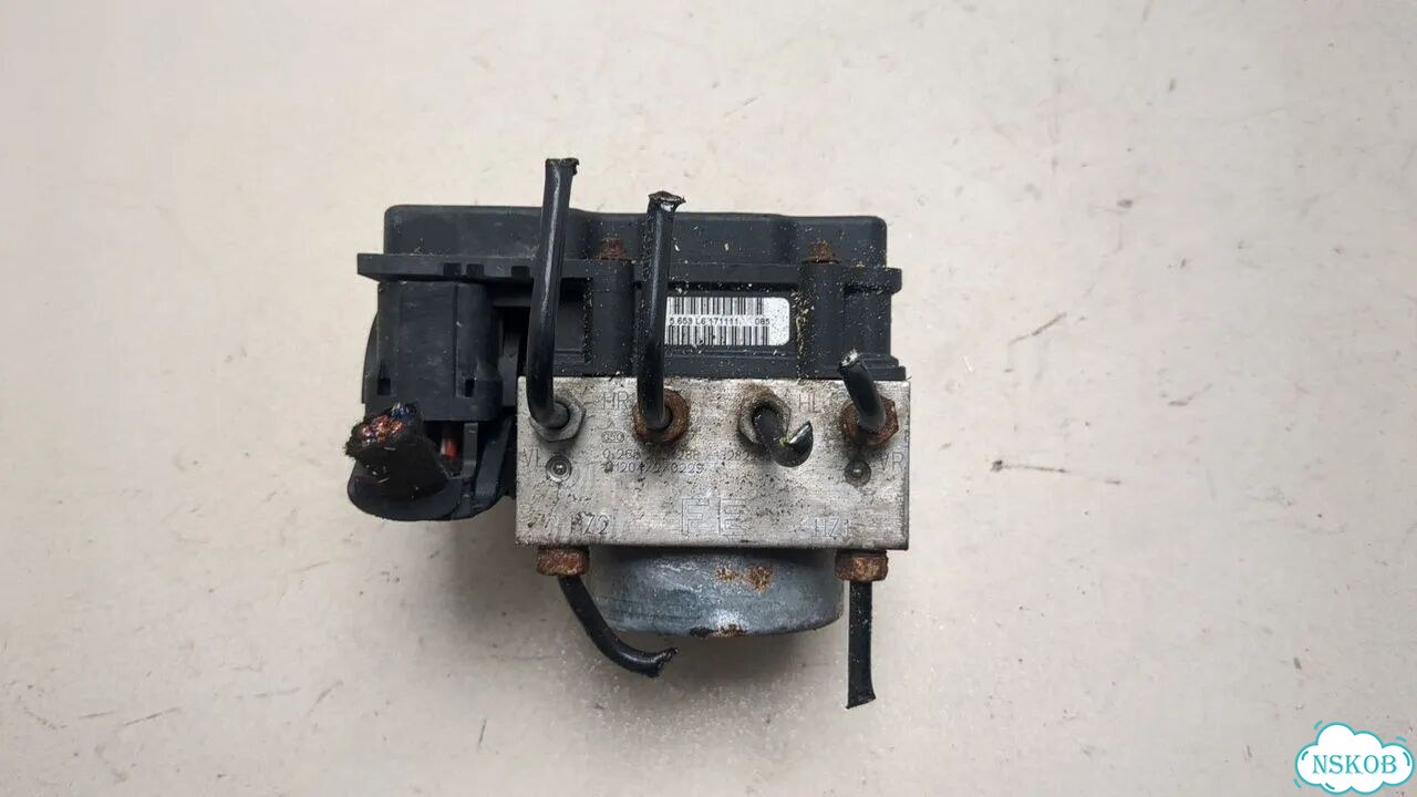 Блок абс, насос Opel Corsa D фото 2