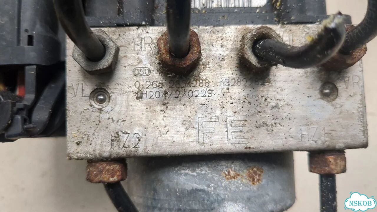 Блок абс, насос Opel Corsa D фото 3