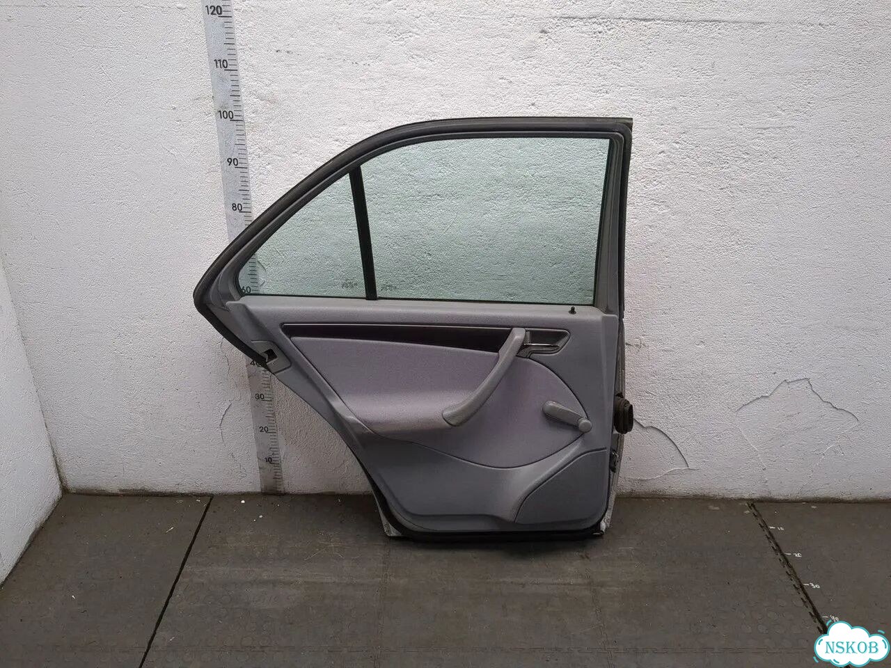 Дверь боковая левая задняя Mercedes C W202 фото 10