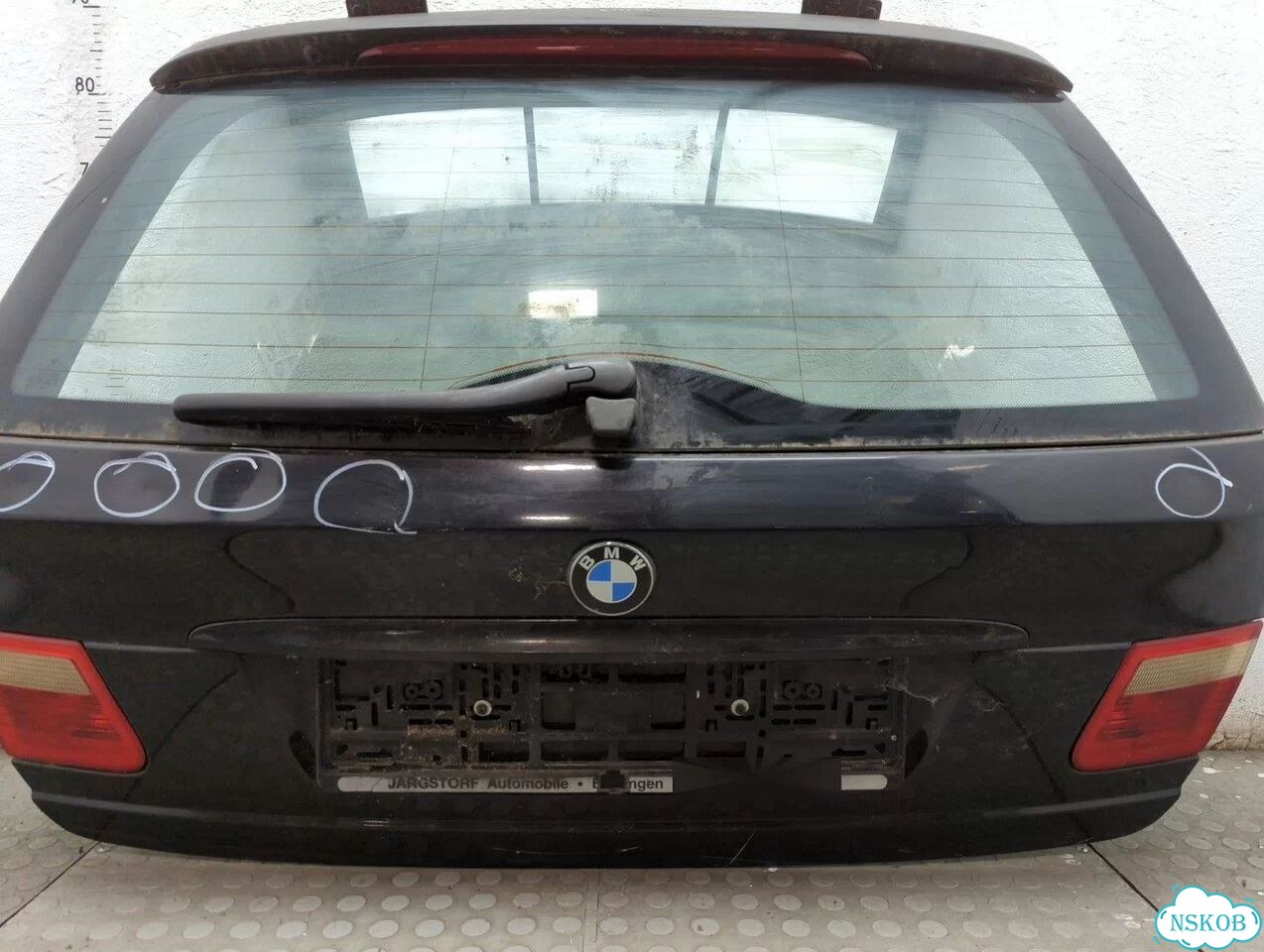 Крышка багажника BMW 3 E46 фото 2