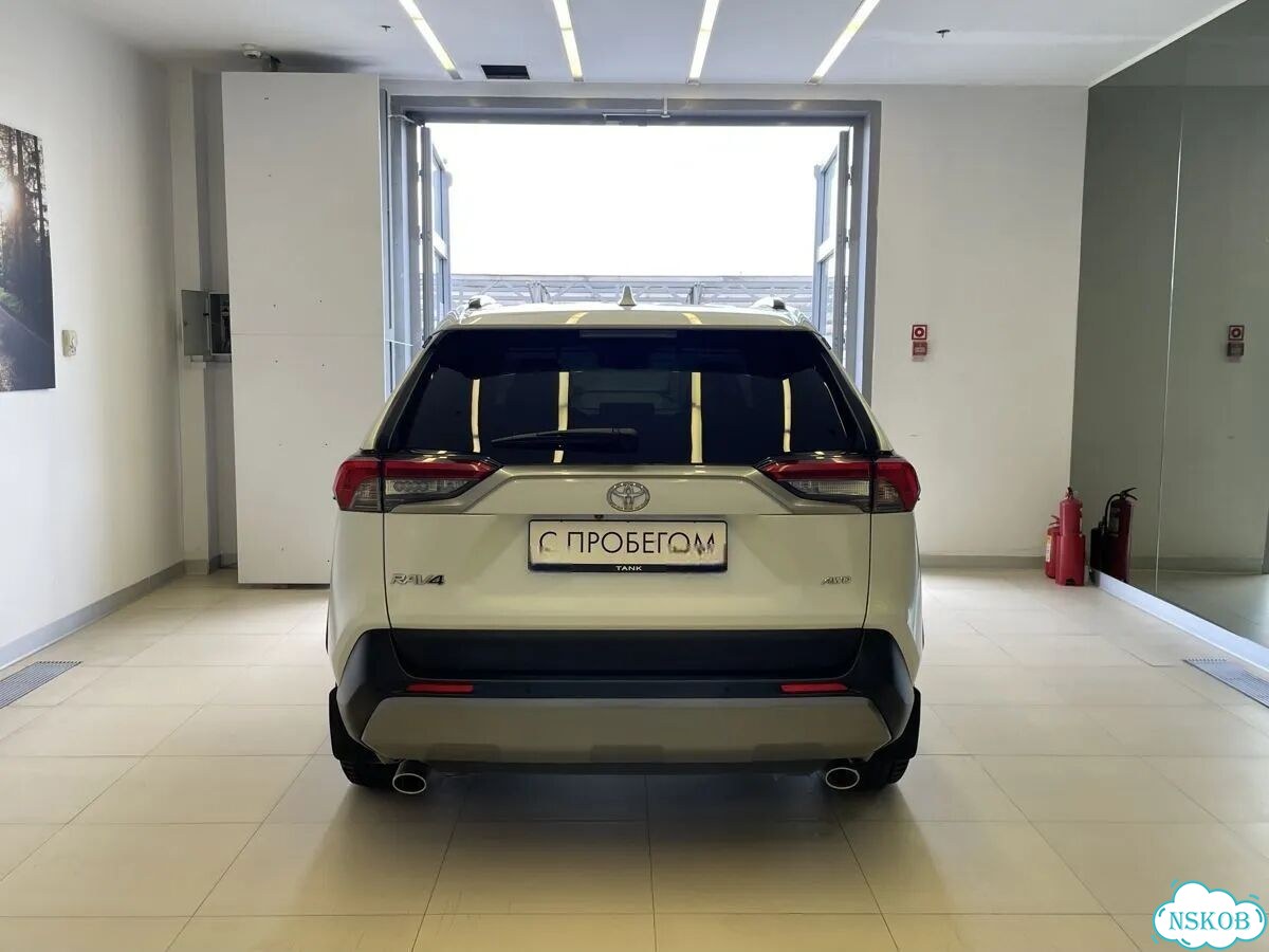 Toyota RAV4 2.5 AT, 2022, 87 000 км фото 5