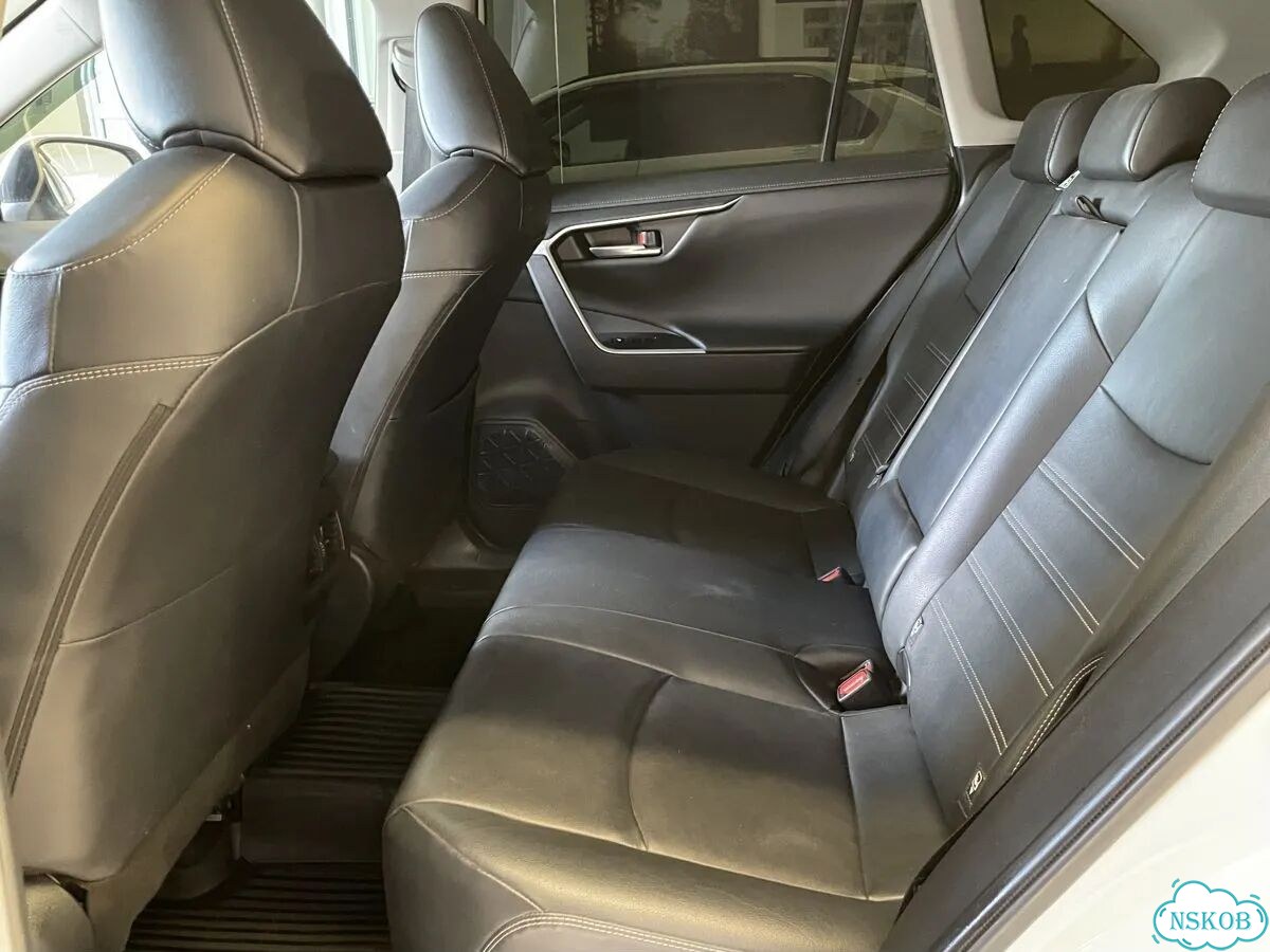 Toyota RAV4 2.5 AT, 2022, 87 000 км фото 9