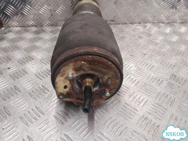 Подушка пневмоподвески BMW X5 E53 M57D30 (306D2) фото 3