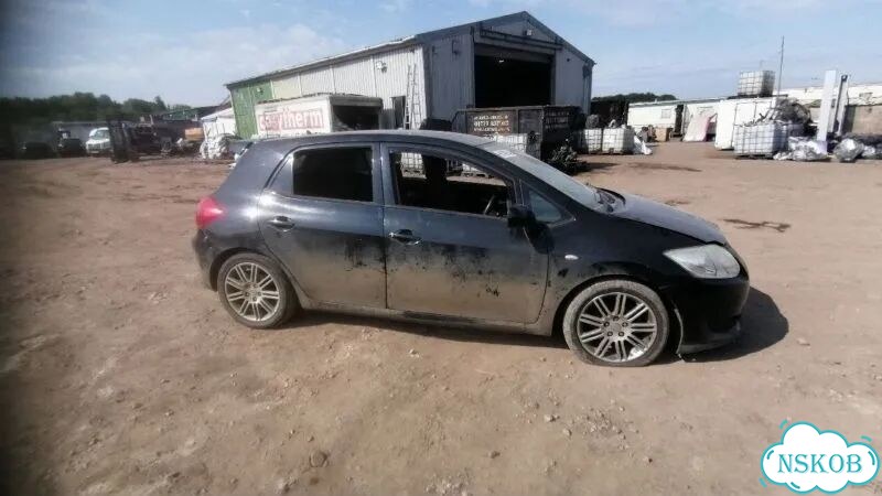 Трос кпп Toyota Auris ZRE152 2ZR-FAE 2009 фото 10