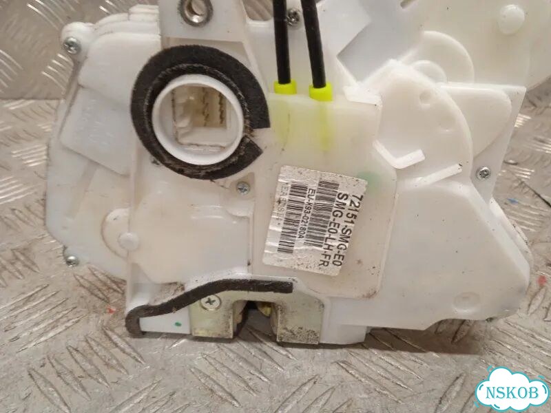 Замок двери передний левый Honda Civic FK2 R18A2 фото 6