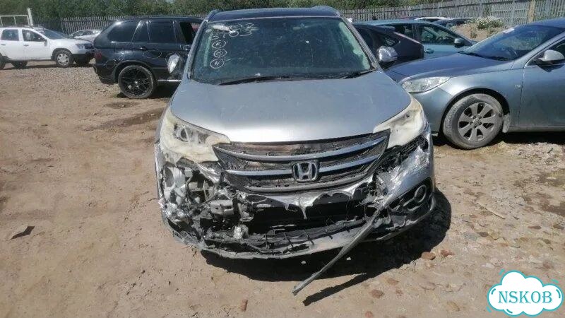 Накладка на порог правая Honda CR-V RM4 N22B4 2013 фото 10