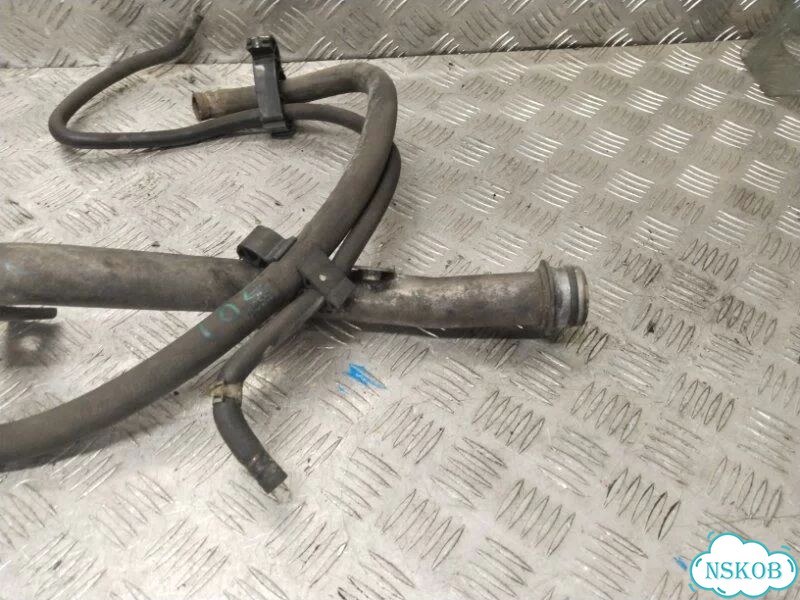 Патрубок системы охлаждения Nissan Pathfinder R51 фото 4
