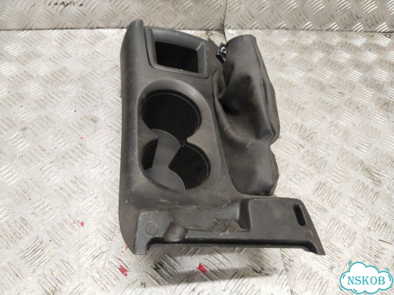 Подстаканник Mazda Axela BM6FJ Z6VE 2013 фото 2