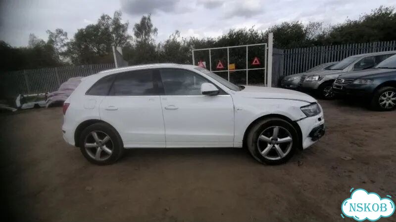 Решетка радиатора правая audi Q5 8RB caha 2010 фото 9