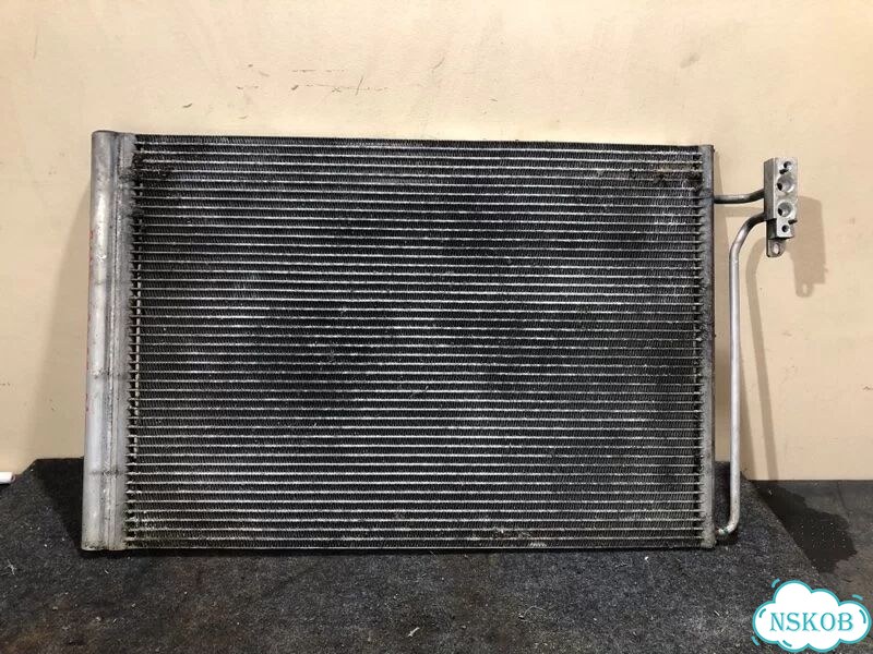 Радиатор кондиционера Land Rover Range Rover L322 фото 3