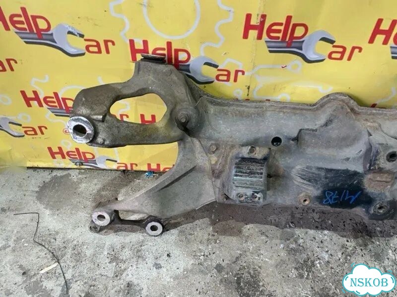 Балка подвески передняя Honda Civic FK2 R18A2 2008 фото 2