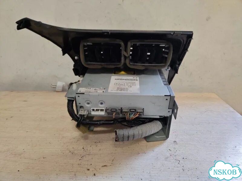Магнитола Honda Civic 5D R18A2 2007 фото 4