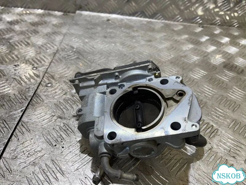 Дроссельная заслонка Honda Civic 5D R18A2 2007 фото 4