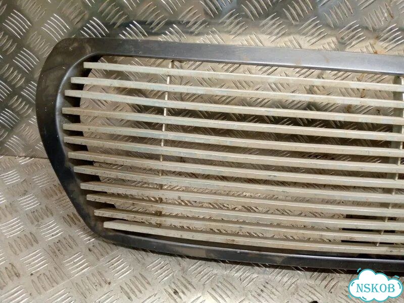 Решетка радиатора Toyota land cruiser фото 2