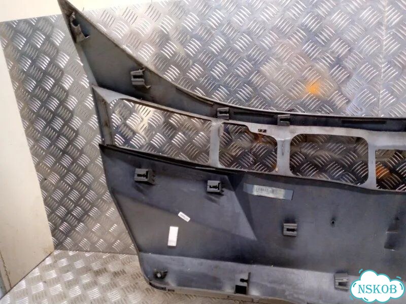 Накладка крышки багажника Honda Civic 5D R18A2 фото 5
