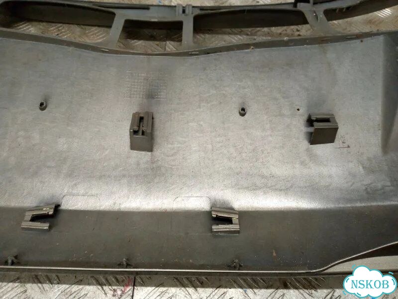 Накладка крышки багажника Honda Civic 5D R18A2 фото 7