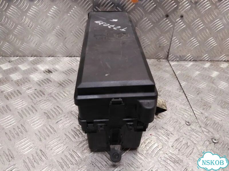 Блок предохранителей Land Rover Range Rover Sport фото 2
