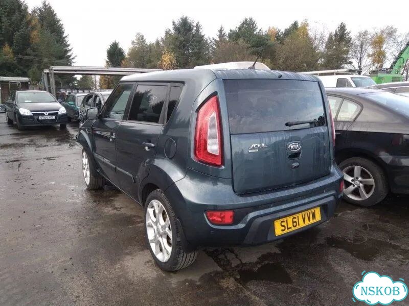 Бардачок Kia Soul AM G4FD 2011 фото 6