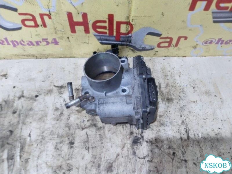 Дроссельная заслонка Honda Civic FK2 R18A2 2008 фото 1