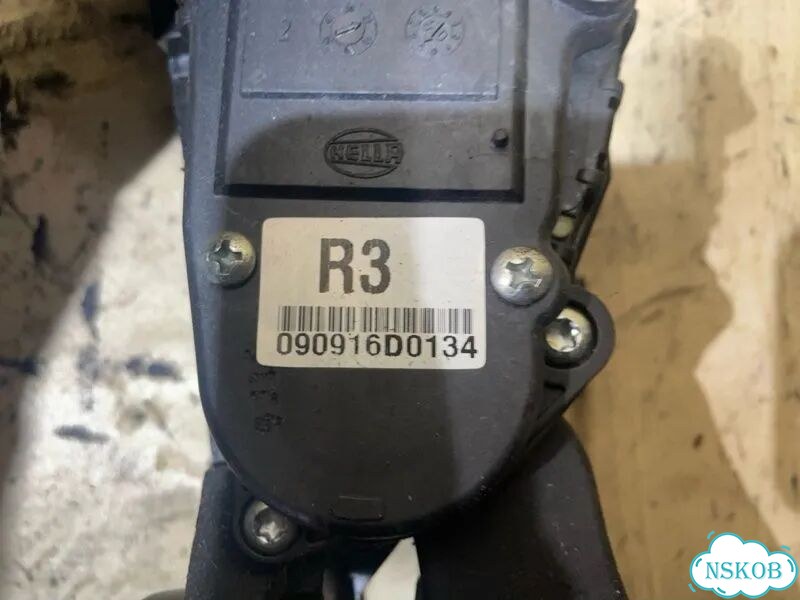 Педаль газа Kia Sportage JE D4EA 2010 фото 7