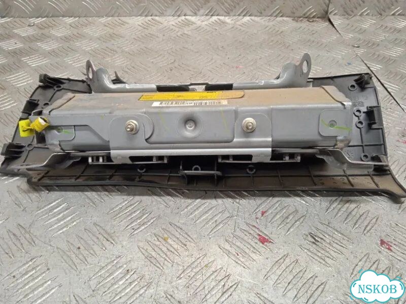 Подушка безопасности Toyota Auris ZRE152 2ZR-FAE фото 10