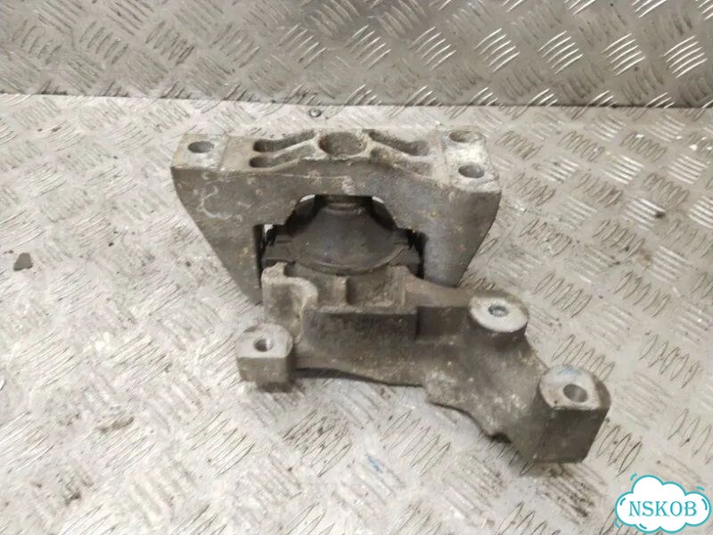 Подушка двигателя правая Nissan Juke YF15 HR16DE фото 4