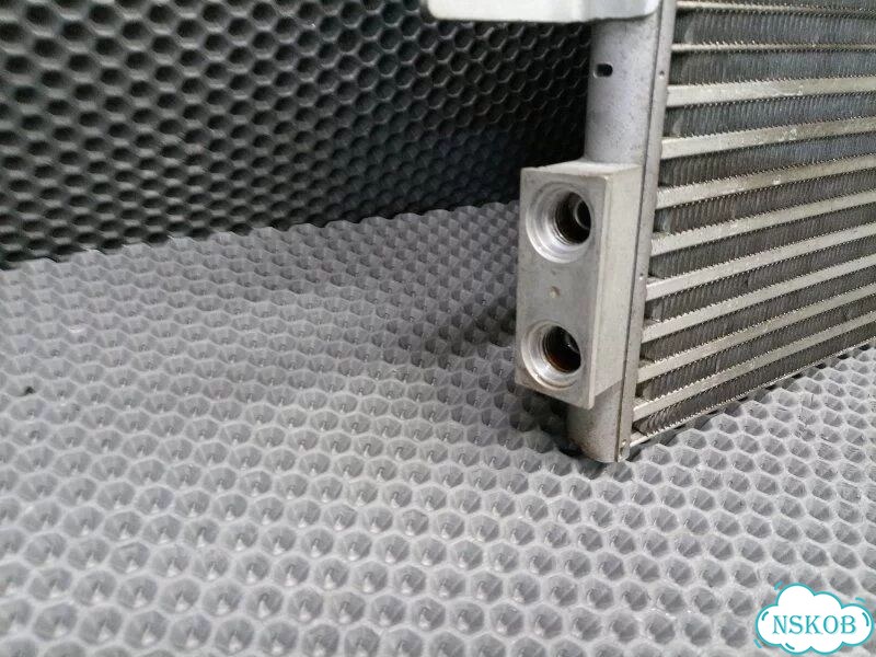 Радиатор кпп и кондиционера Dodge Caliber 06-09 фото 4