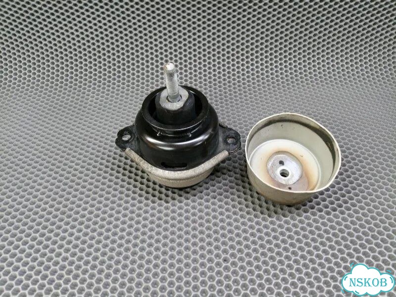 Подушка (опора) двс VW Touareg / Cayenne / Audi Q7 фото 2