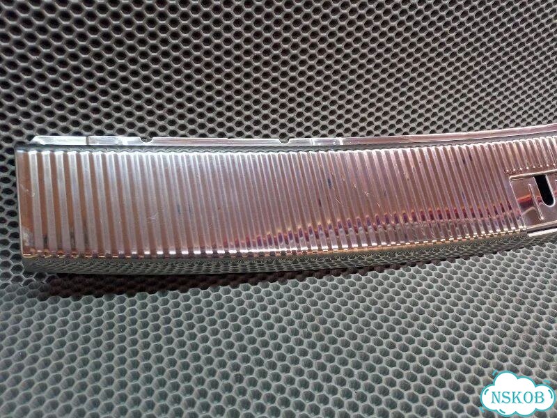 Накладка на замок багажника VW Touareg 2002-2010 фото 8