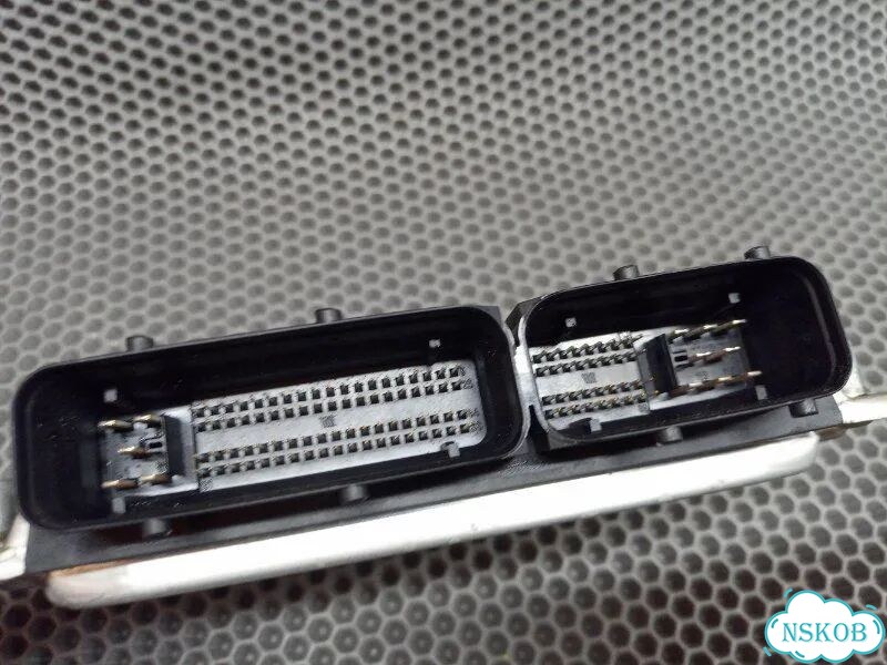 Блок упр. двс 022906032GA 3.2 BMV Touareg 02-10 фото 4