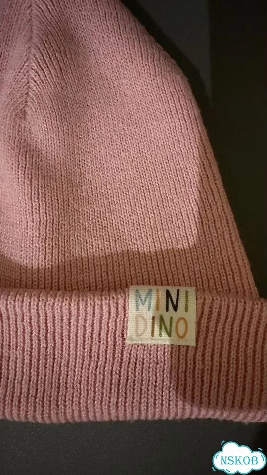 Шапка minidino на девочку фото 3