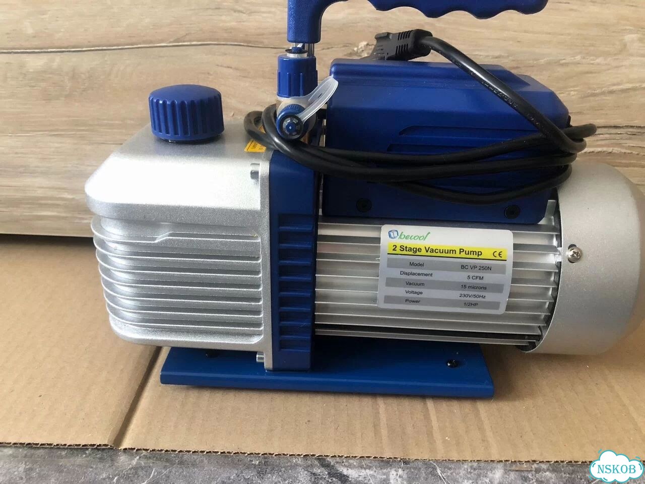 Аренда вакуумного насоса для кондиционера фото 1