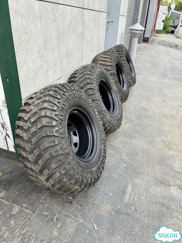 Комплект колес Maxxis Mudzilla 33*13.50-15LT фото 2