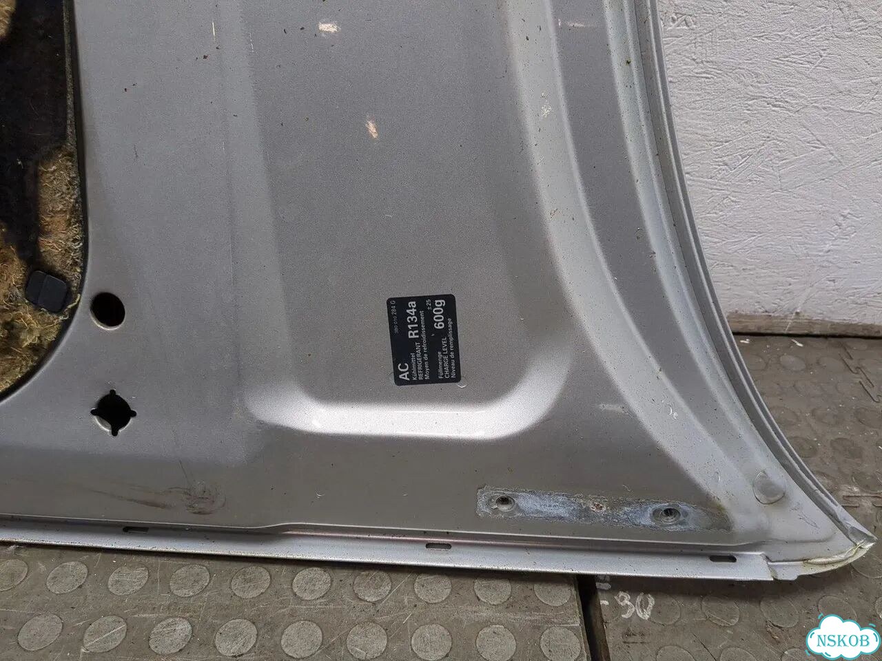 Капот Volkswagen Passat 5 фото 11